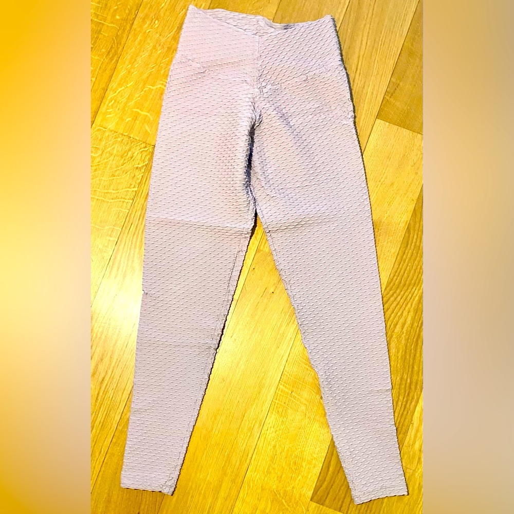Booty by Brabants Croco Skin Leggings (lightly worn, mauve, one size)
